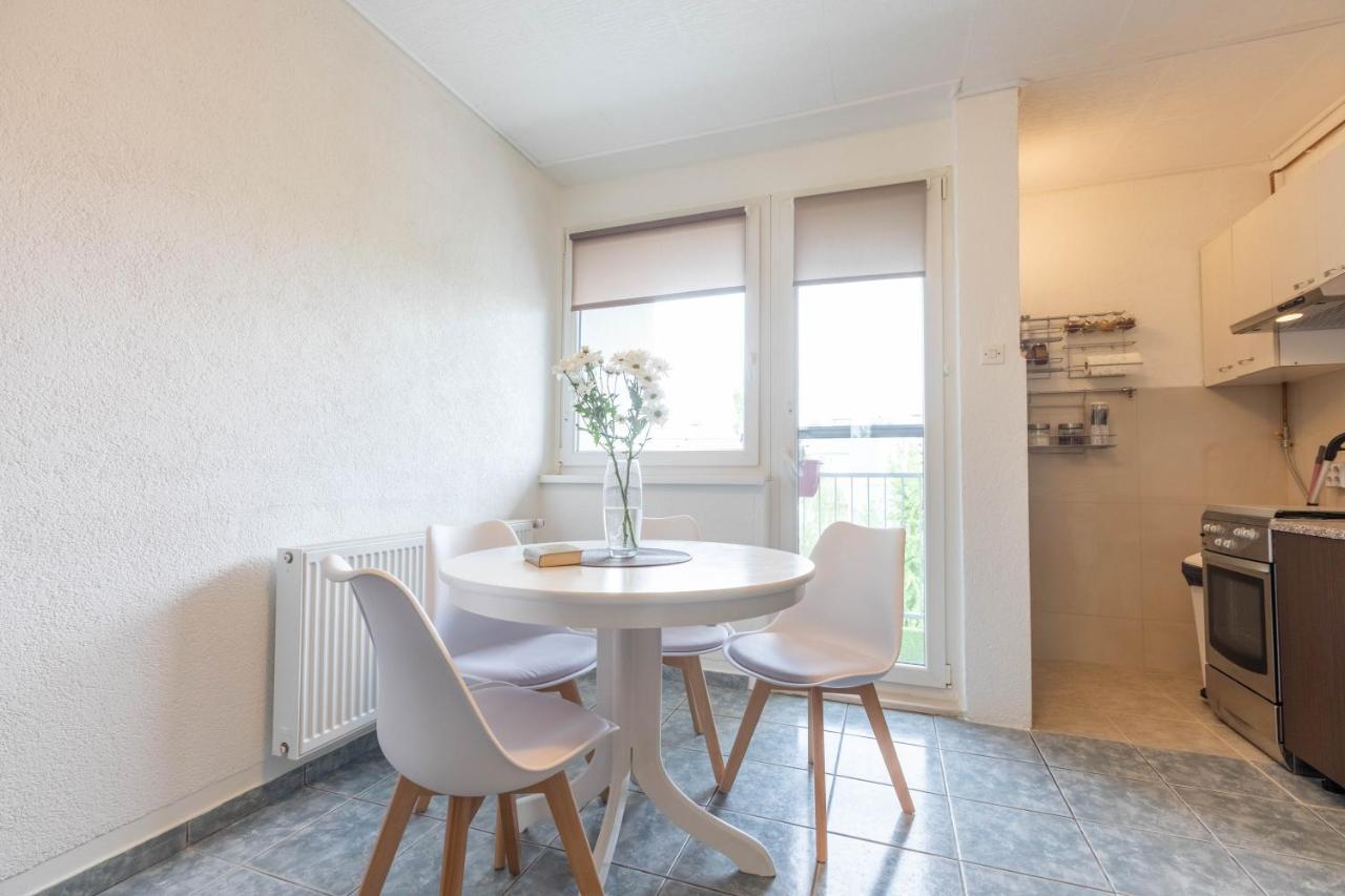 Cosy Apartment Hugo 奥西耶克 外观 照片