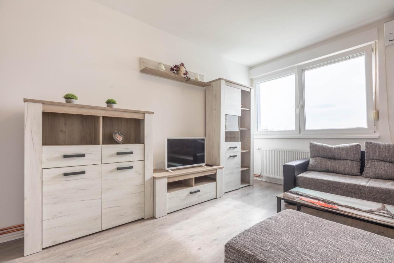 Cosy Apartment Hugo 奥西耶克 外观 照片