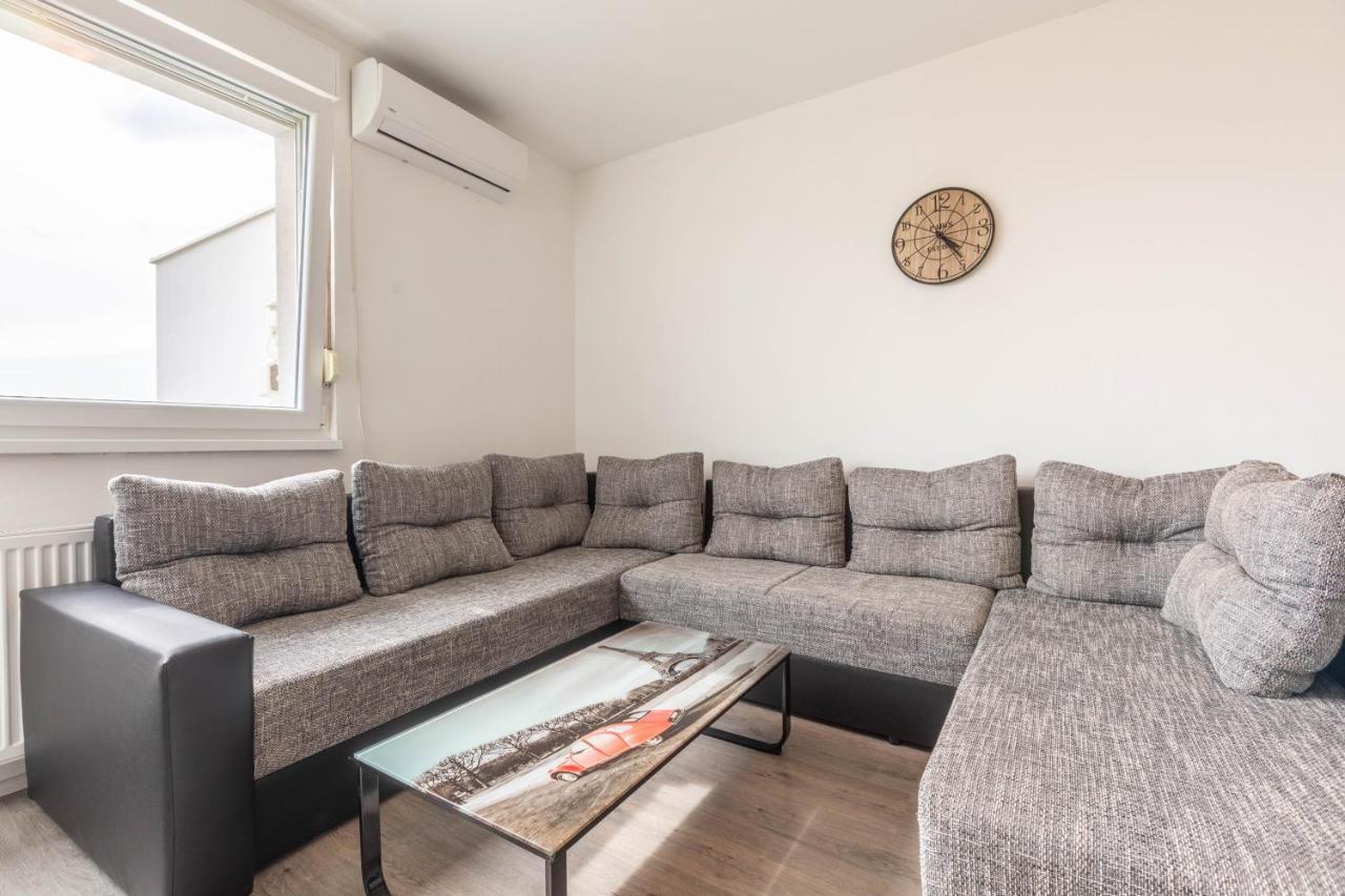 Cosy Apartment Hugo 奥西耶克 外观 照片